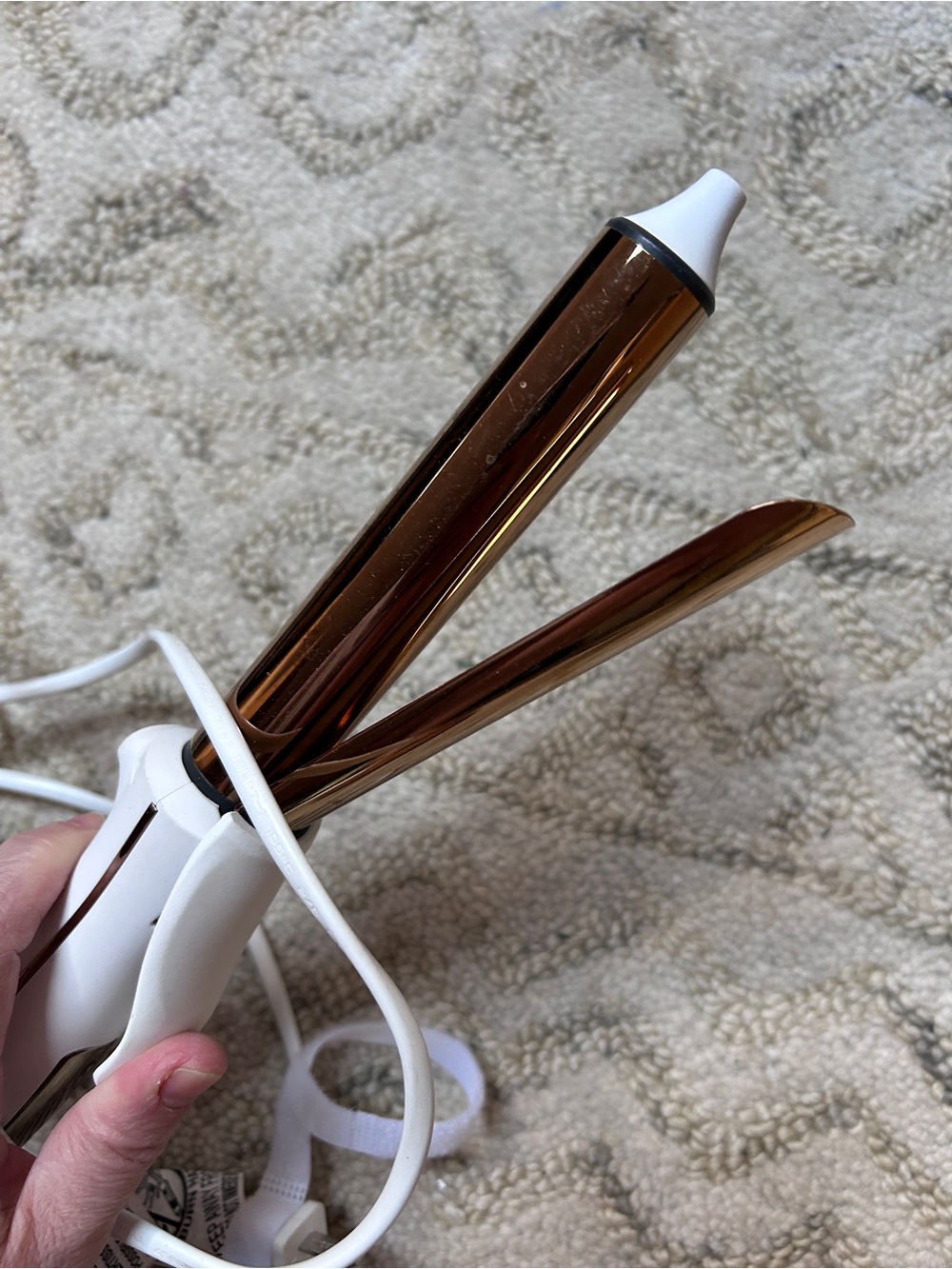 Kristin Ess Hair Titanium Curling Iron, 1-inch barrel size